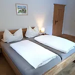 Apartmenthaus Paradise Nyaraló *