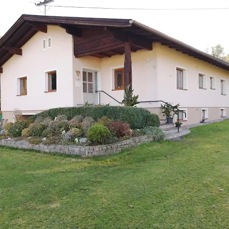 Apartmenthaus Paradise *