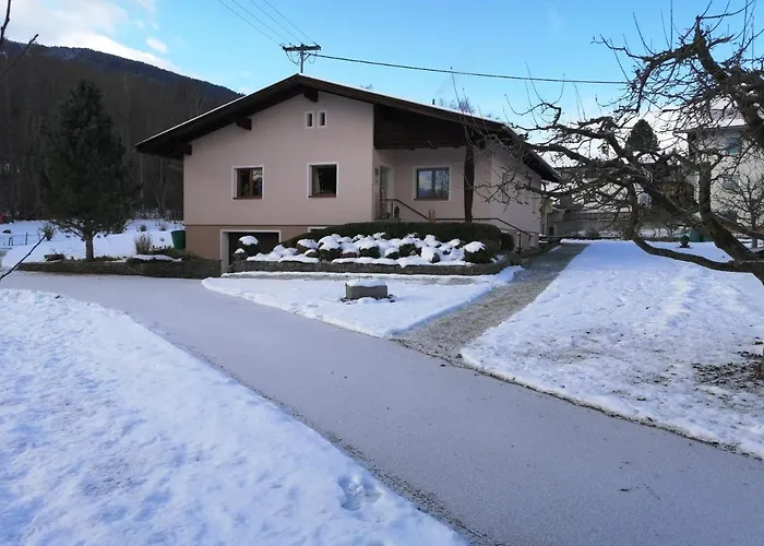 Apartmenthaus Paradise 度假居 *