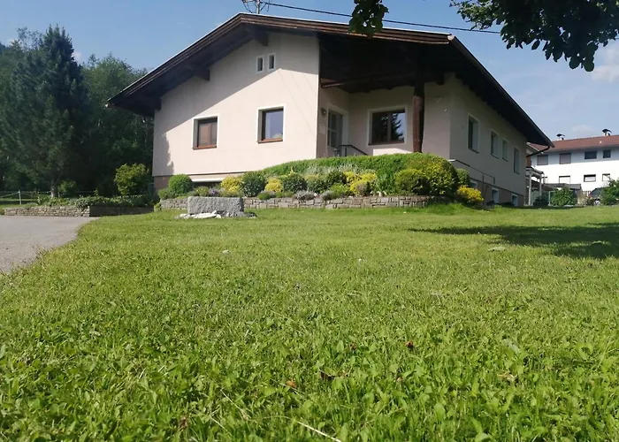 Semesterbostad Apartmenthaus Paradise *